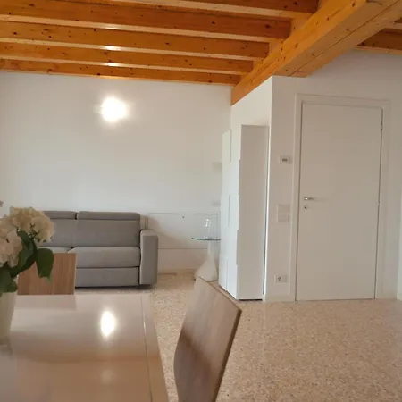 Palazzo Maggiore B *