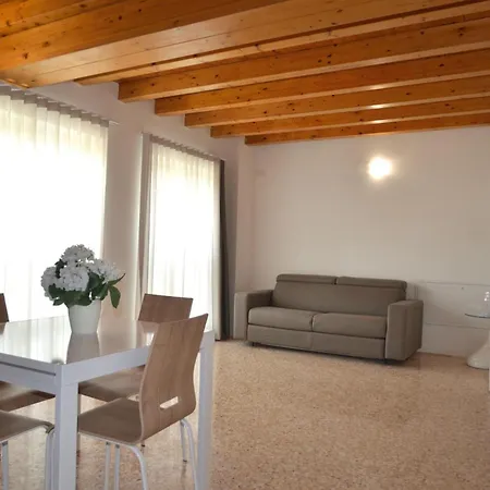 Apartment Palazzo Maggiore B