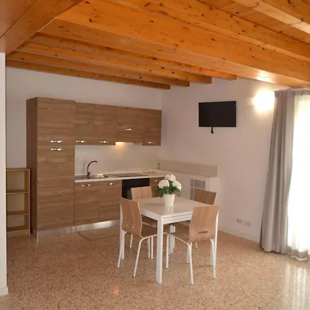 Palazzo Maggiore B Apartamento