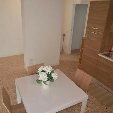 Apartamento Palazzo Maggiore B *