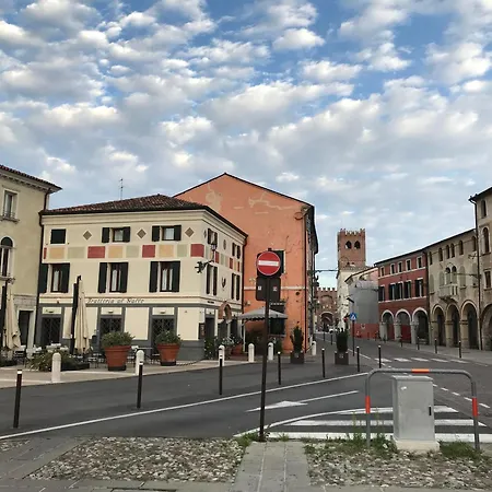 Palazzo Maggiore B דירה נואלה