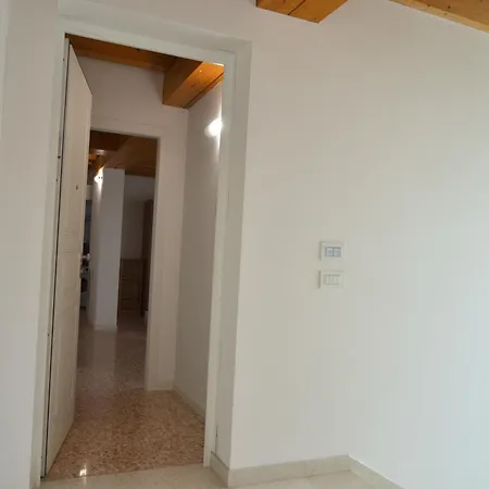 Palazzo Maggiore B ノアーレ