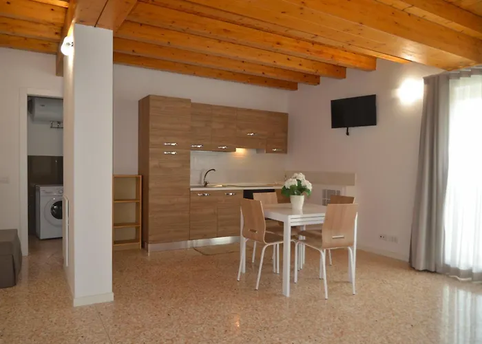 Palazzo Maggiore B Apartament *
