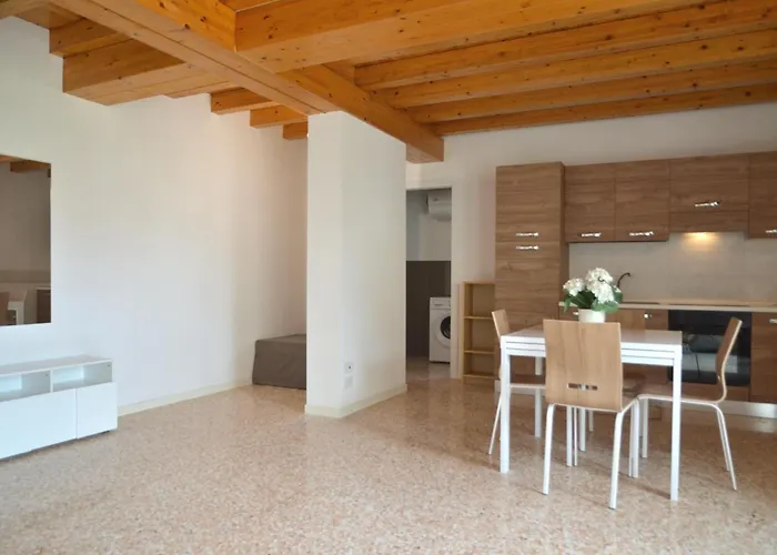 Palazzo Maggiore B